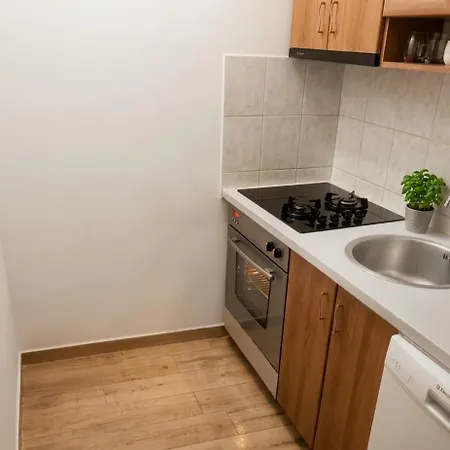 Апартаменты Modern Near Vero Jumbo Station *
