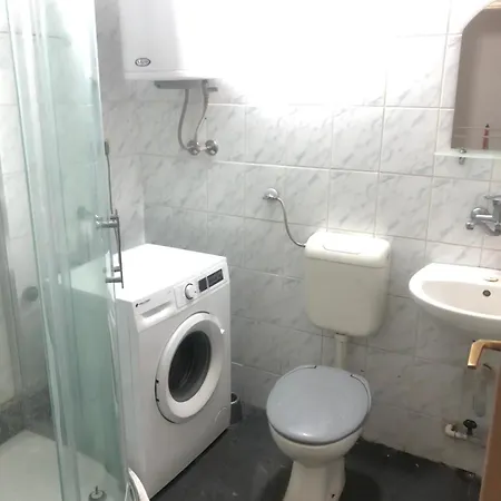 Апартаменты Modern Near Vero Jumbo Station